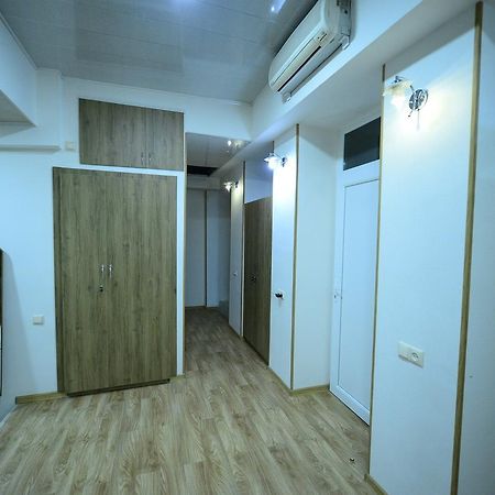 Hostel 17 Only For Men Тбилиси Екстериор снимка