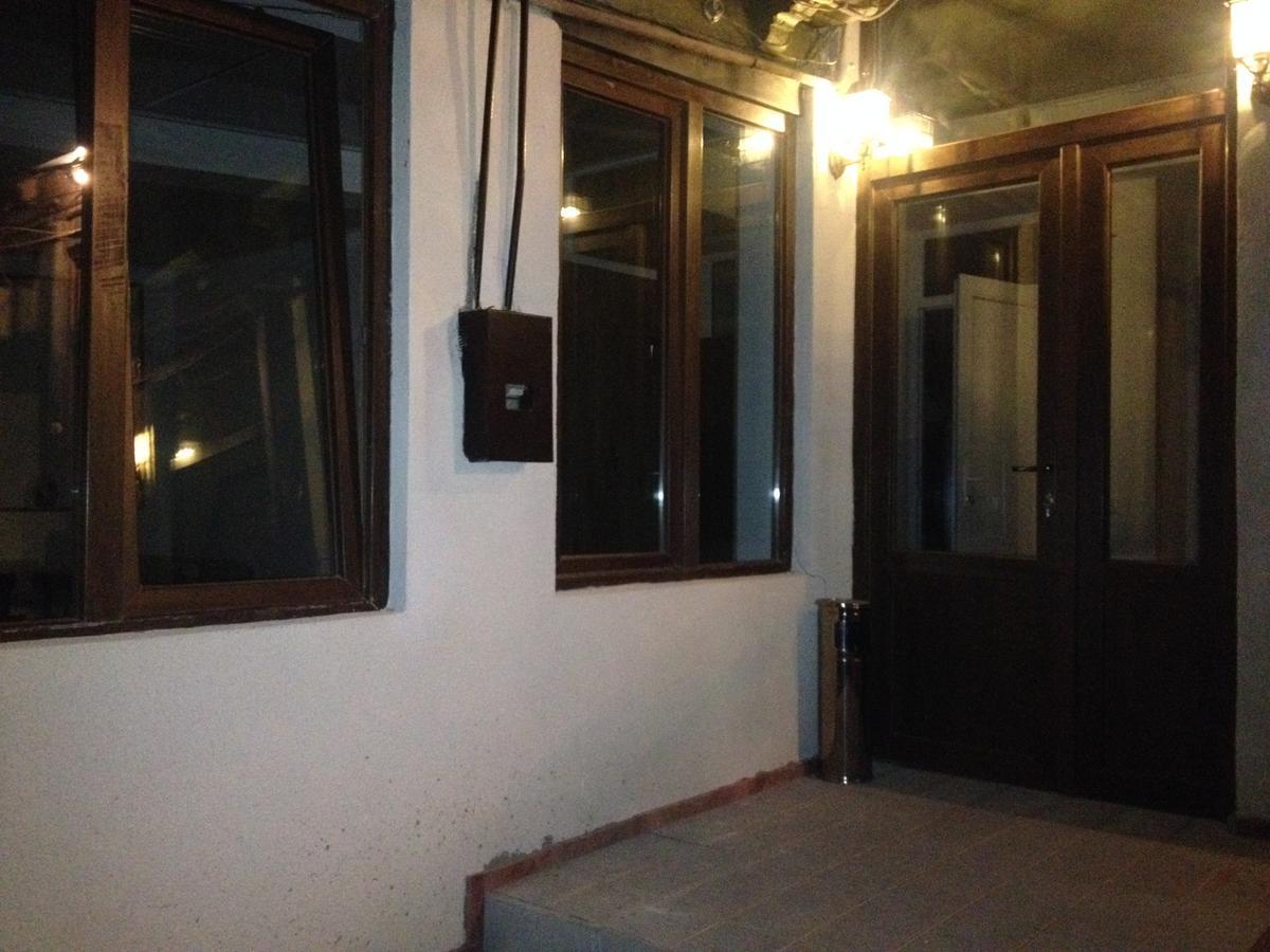 Hostel 17 Only For Men Тбилиси Екстериор снимка